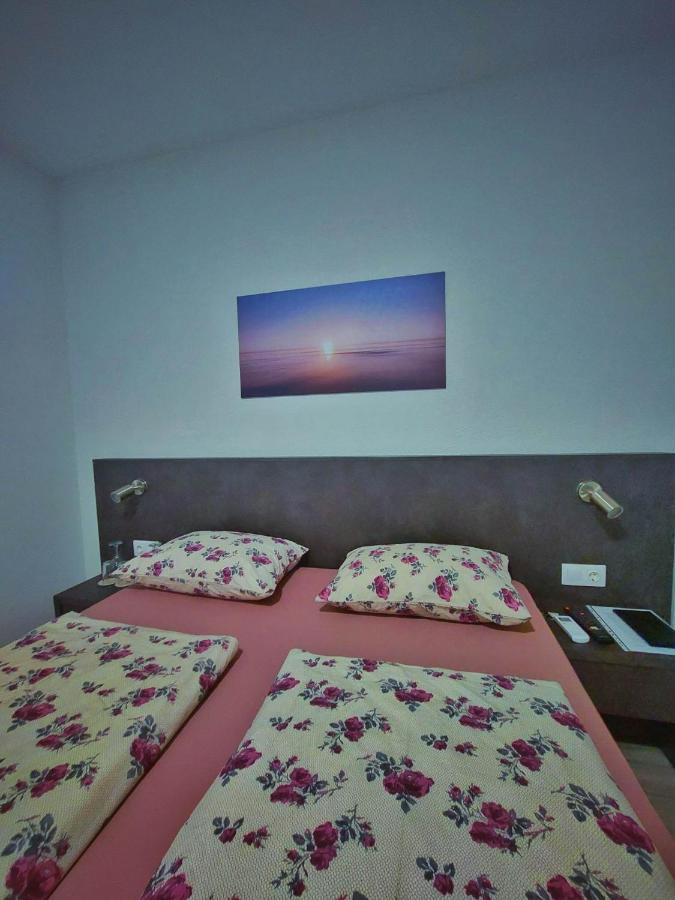Gold Apartmani Kozarac Exterior photo